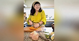 【訃報】料理研究家・枝元なほみさん(70期)が読売新聞「追悼抄」に掲載されました